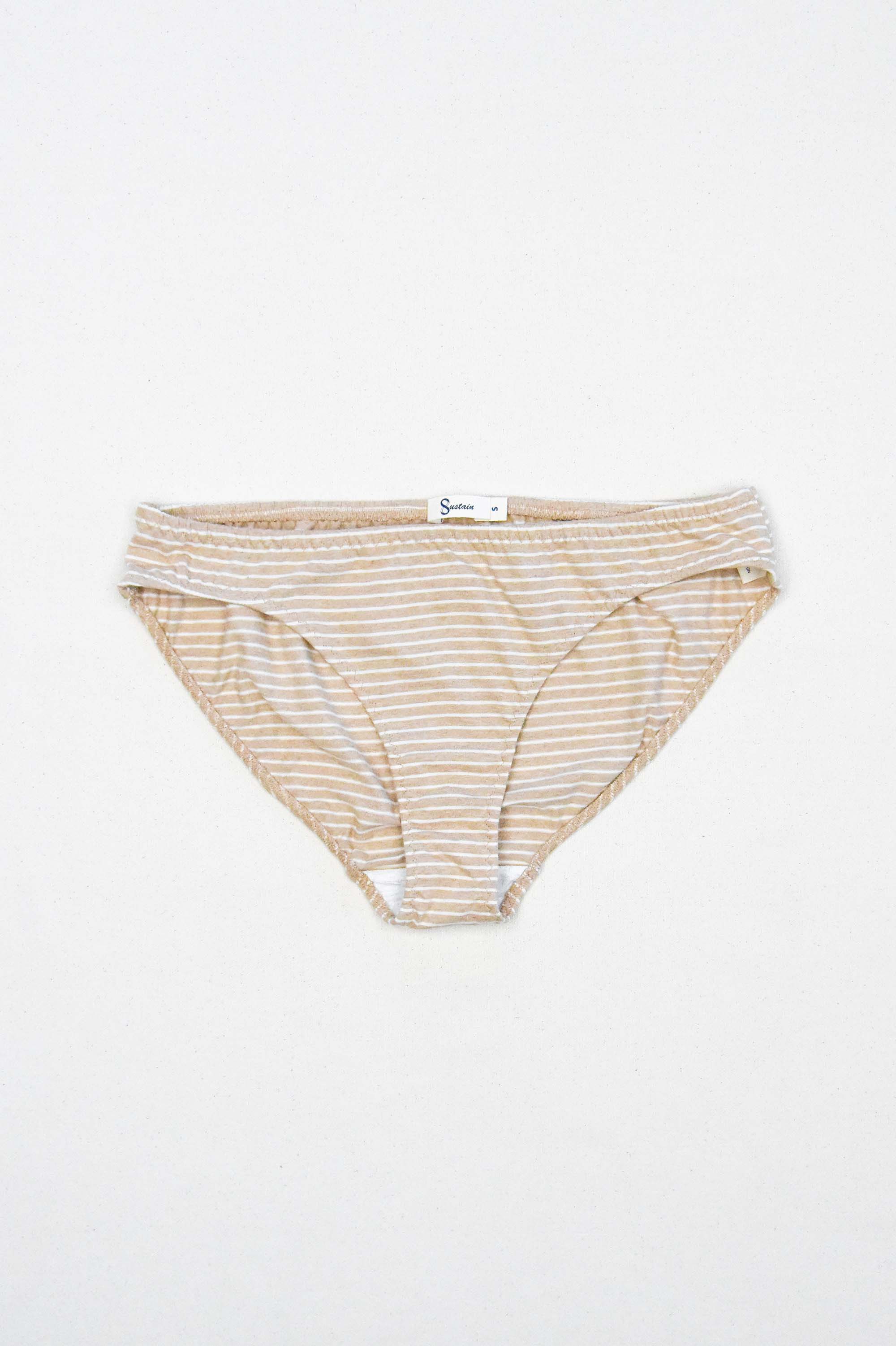 ATIRUNA Low Rise Hip-Hang Panties, Organic Cotton Ladies' Underwear, Made  in Japan AT210005 (CA/US, Alpha, Medium, Regular, Regular, Brown) :  : Everything Else